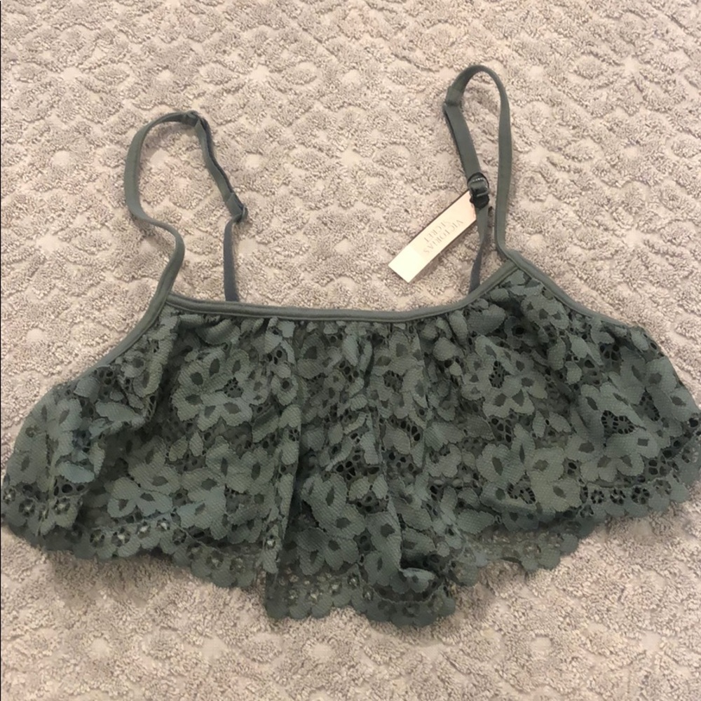 Victoria's Secret Body By Victoria Bralette Sm NWT